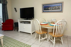 Baywatch condo dining area